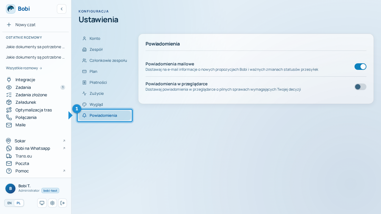 Sekcja „Powiadomienia” w Ustawieniach z dwoma przełącznikami: powiadomienia mailowe i w przeglądarce